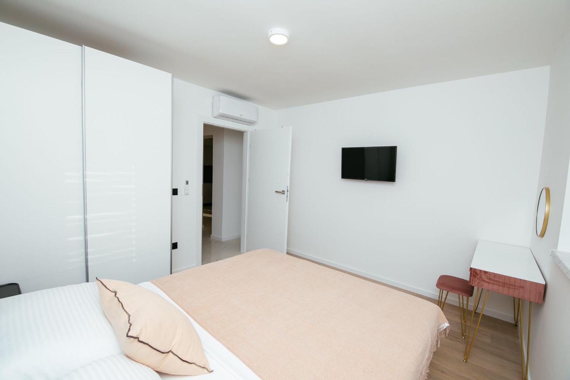 Didixi Apartments باكوشتاني المظهر الخارجي الصورة