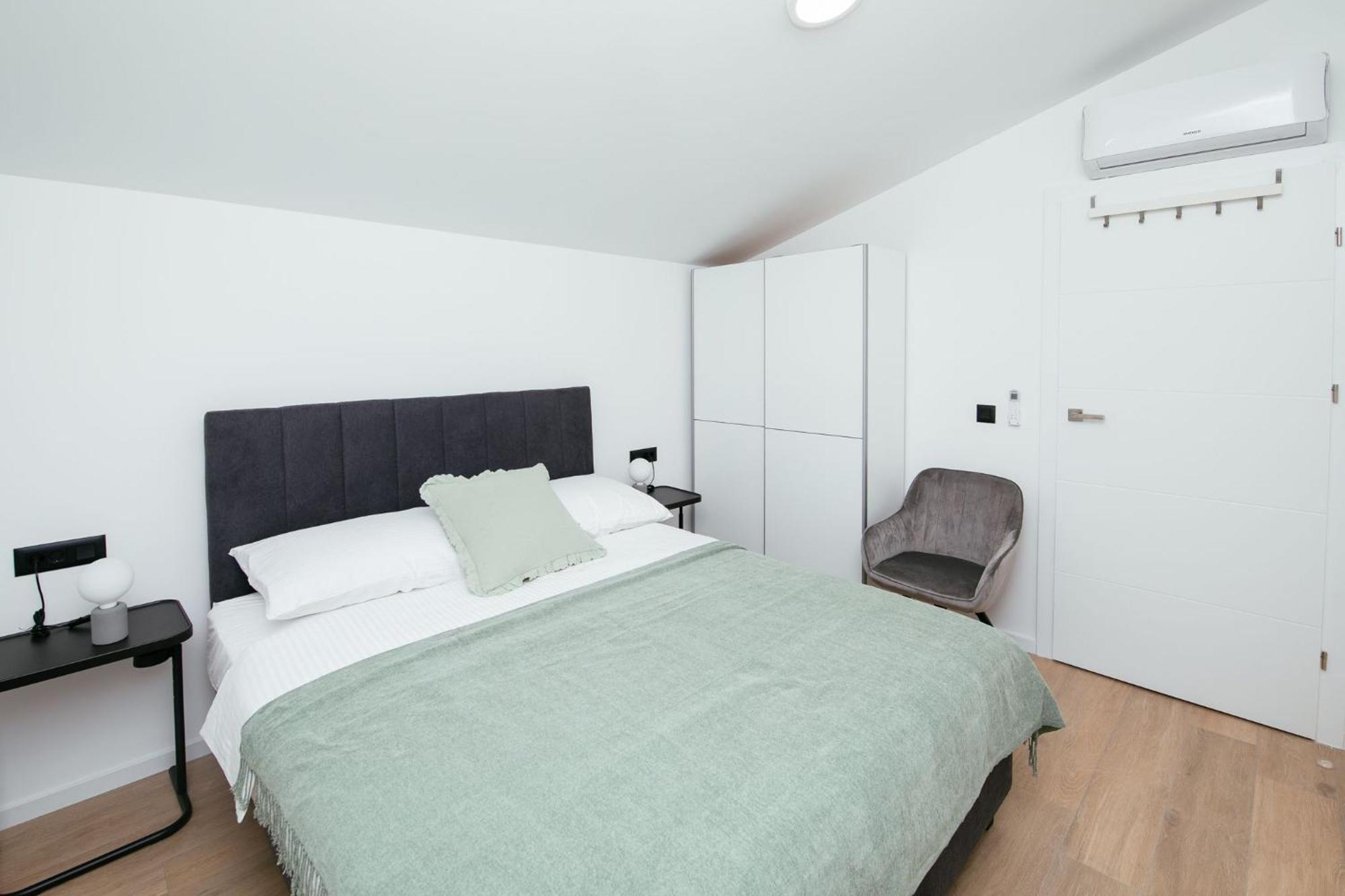 Didixi Apartments باكوشتاني المظهر الخارجي الصورة